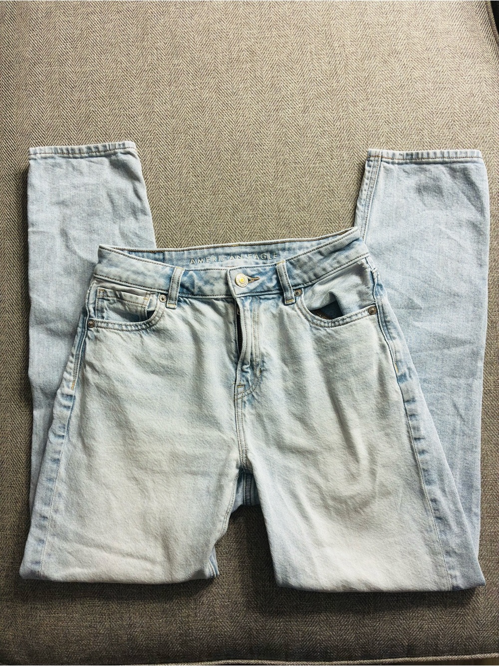 American Eagle Light Blue High-Rise Women's Jeans